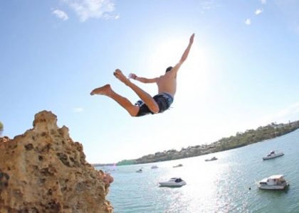 Blackwall Reach Cliff Jumping | aquasport.tv