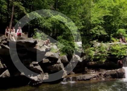 Vermont Cliff Jumping : Bartlett Falls | aquasport.tv