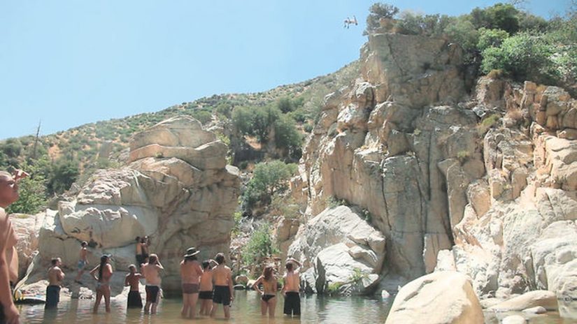 Cliff Jumping at The Mound | aquasport.tv