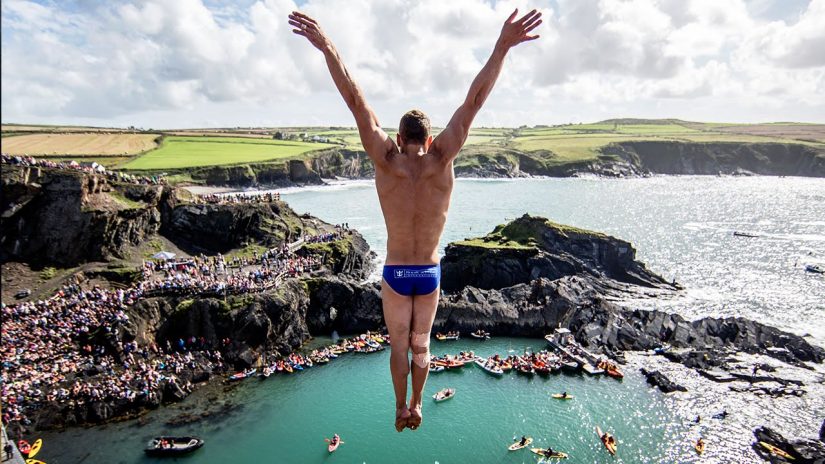 Michal Navratil Defies Gravity With This Incredible Dive | Cliff Diving World Series 2016 | aquasport.tv