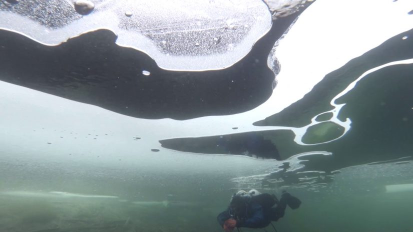 Ice diving in Valkiajärvi | aquasport.tv