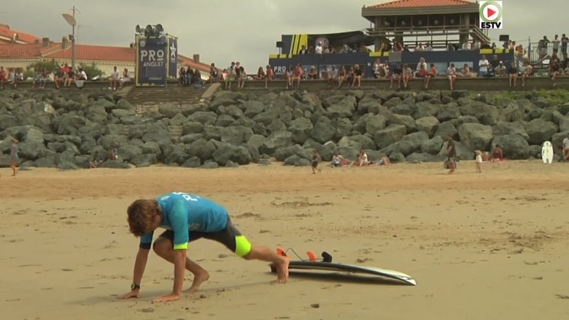 WSL Pro-Anglet 2017 Day 2 - Euskadi Surf TV | aquasport.tv