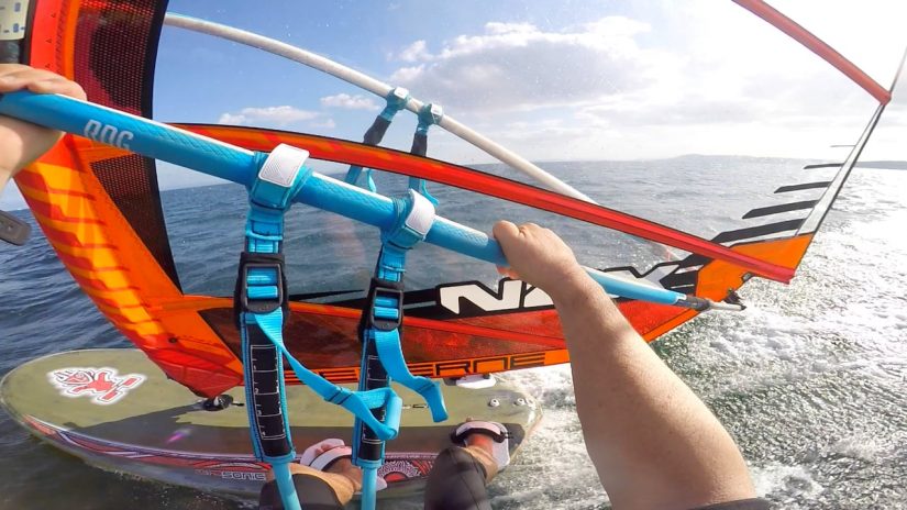 Suma Beach ( Kobe )  Windsurfing Offshore Planing 　須磨海岸　オフショアーおひとり様プレーニーング | aquasport.tv