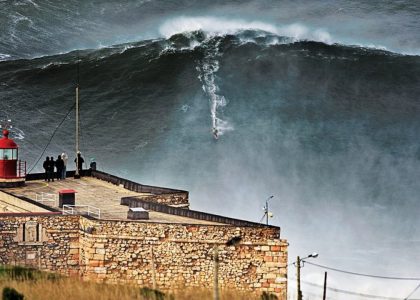 Josh Kerr’s Day in NAZARE | aquasport.tv