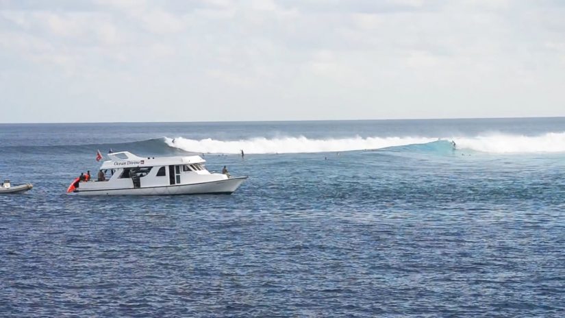 Surf Trip WPT Maldives 2015 | aquasport.tv