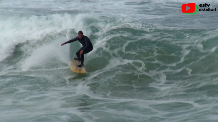 Donostia San Sebastian Surfing Zurriola Beach ESTV Euskadi Surf TV