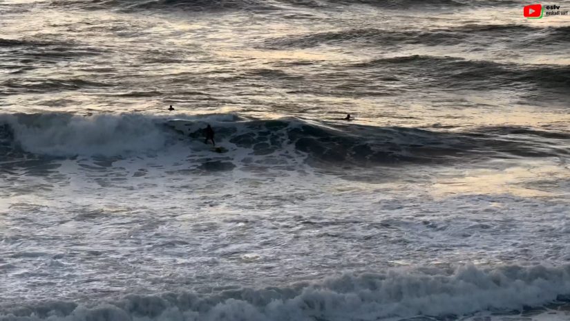 Surfing Capbreton Surflariak Evening Session Euskadi Surf TV